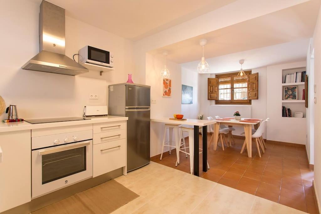 Casa Tipica Del Albaicin Con Interior De Diseno Vakantiehuis